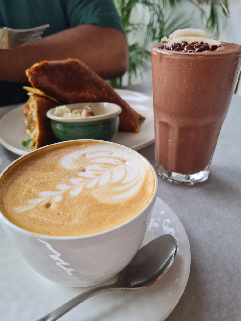 8 cool cafés in Pondicherry (India) Bread & Chocolate